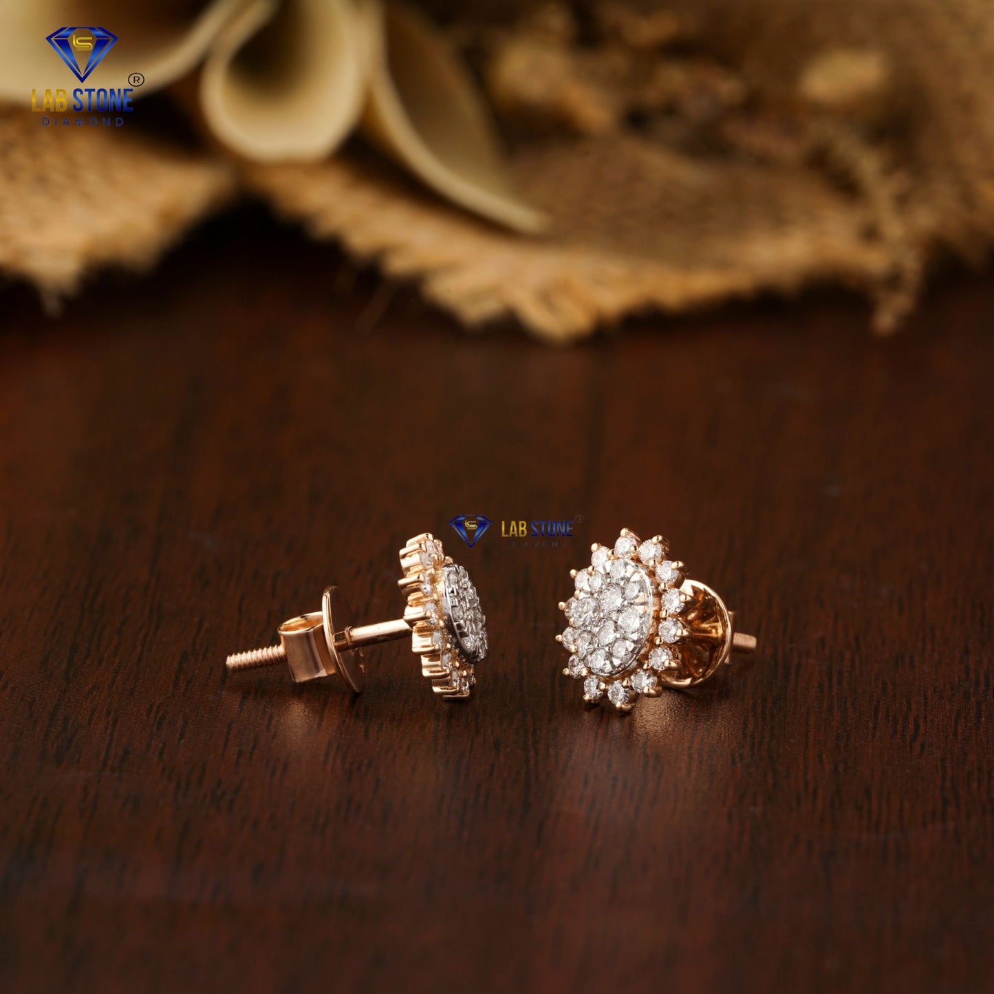 0.871 TDW Round Cut Diamond Pendant & Earring