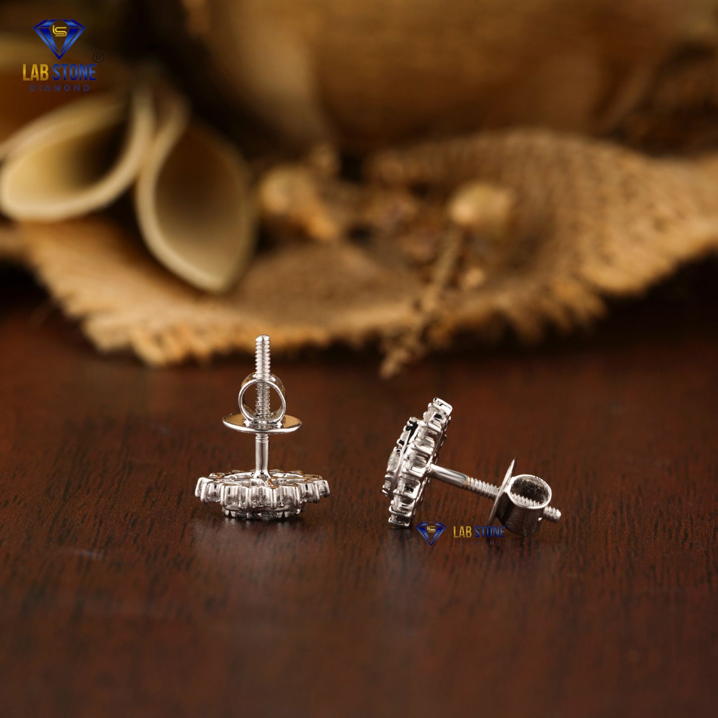 0.871 TDW Round Cut Diamond Pendant & Earring