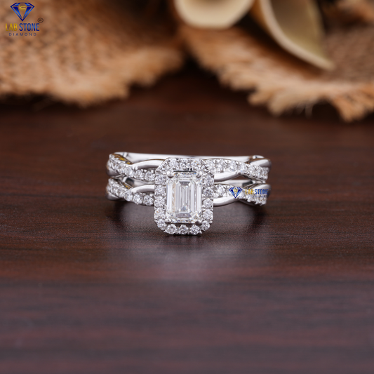 1.05 TDW Emerald & Round Cut Diamond Ring with Band