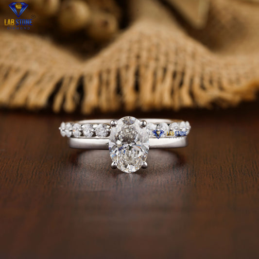 2.08 TDW Oval & Round Cut Diamond Women's Ring with Band