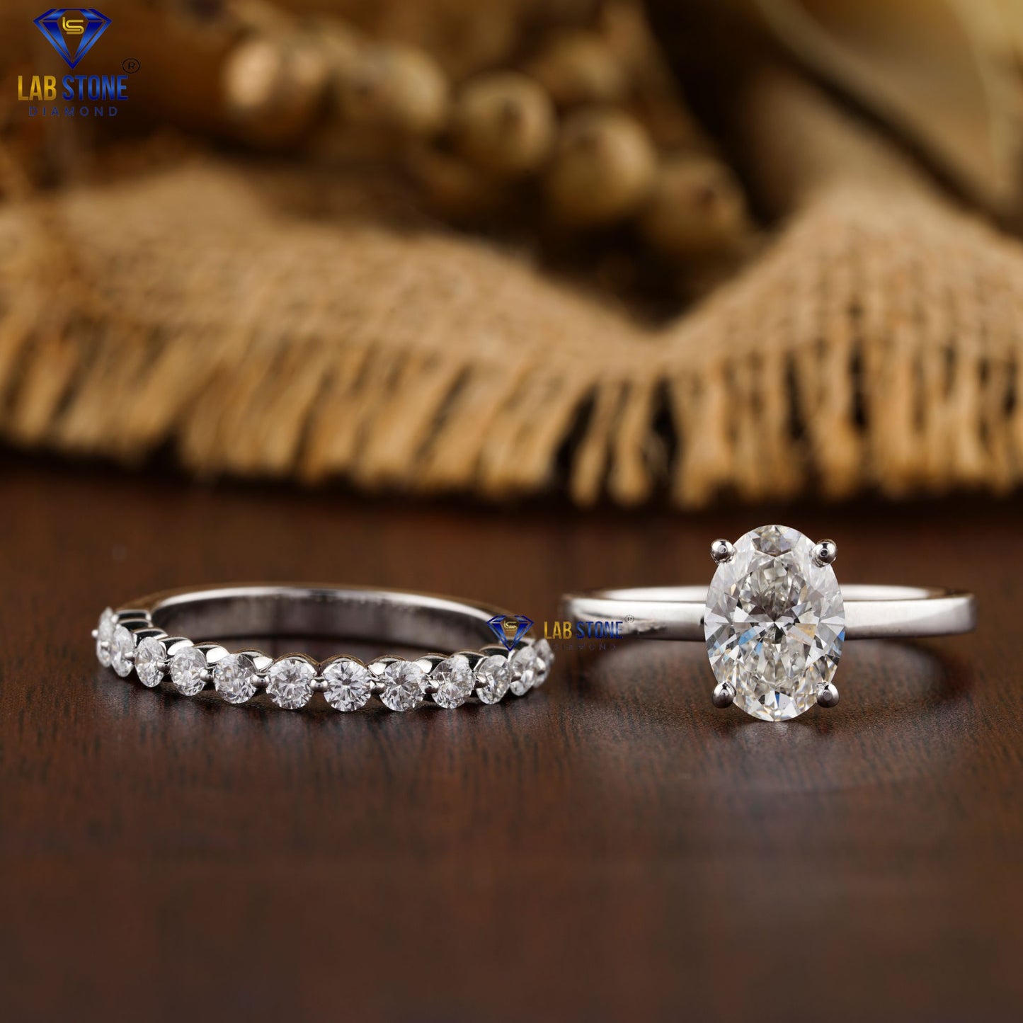 2.08 TDW Oval & Round Cut Diamond Women's Ring with Band