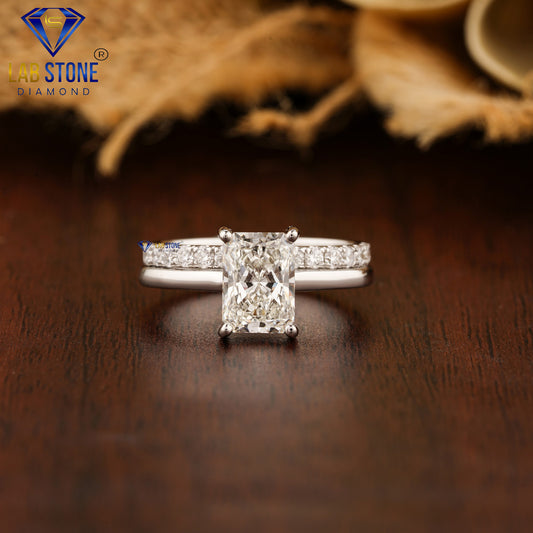 1.70 TDW Radiant & Round Cut Diamond Ring with Band