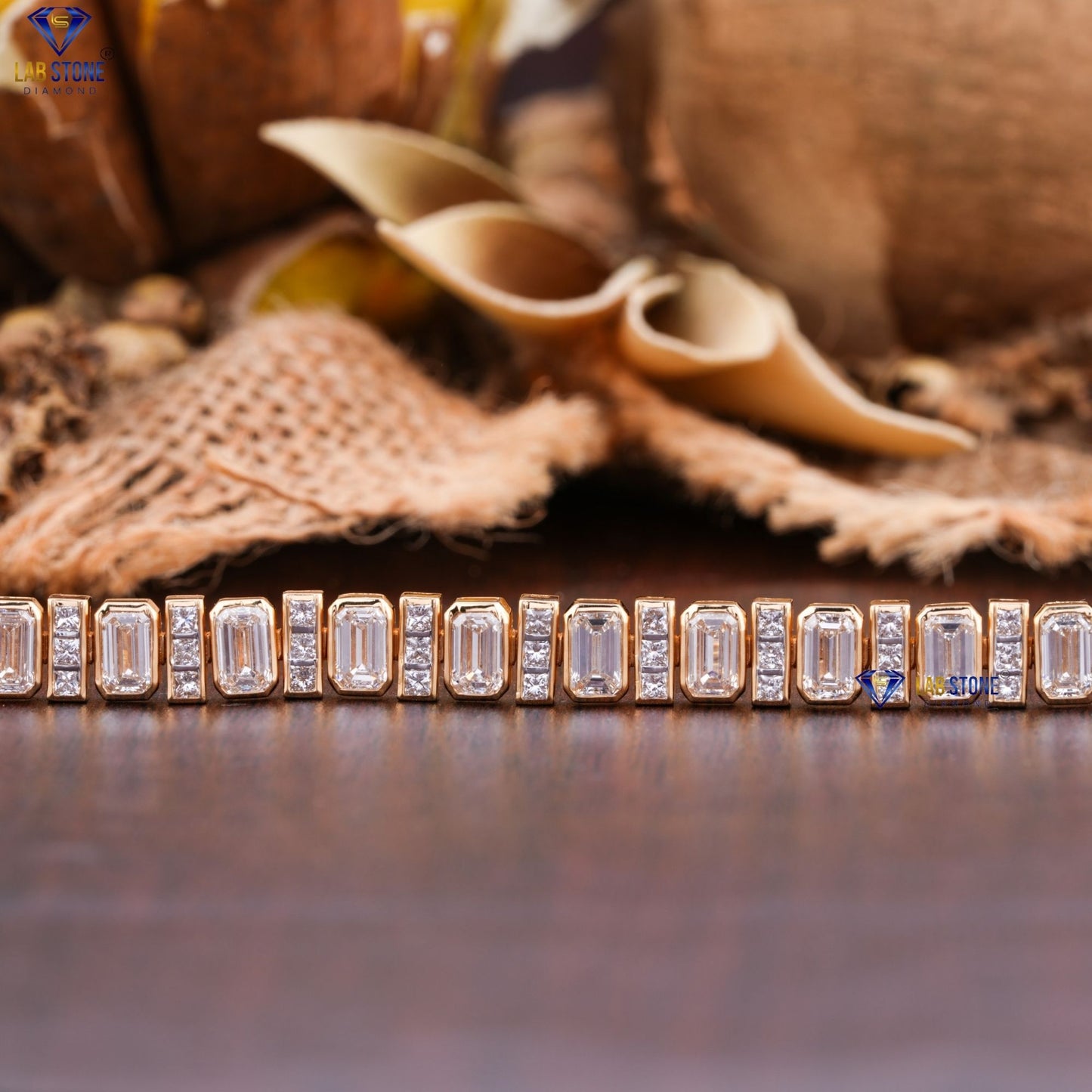 8.46 TDW Emerald & Princess Cut Diamond Slider Bracelet