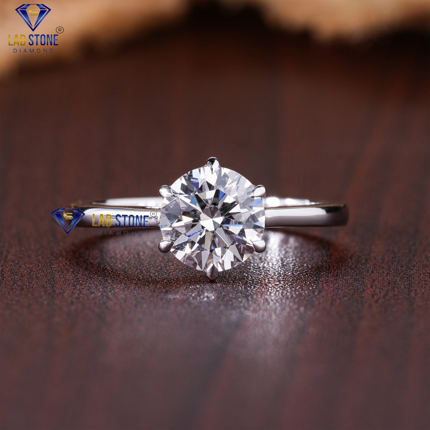 1.22 TDW Round Cut Diamond Women’s Solitaire Ring