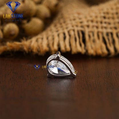 1.06 TDW Pear Cut Diamond Solitaire Pendant