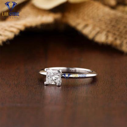 0.75 TDW Princess Cut Women’s Diamond Solitaire Ring