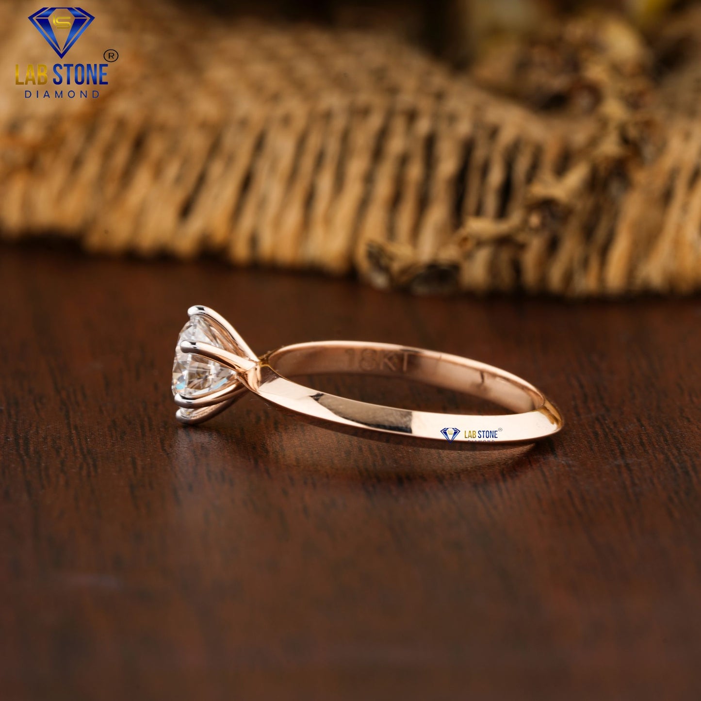 0.50 TDW Round Cut Diamond Women's Solitaire Ring