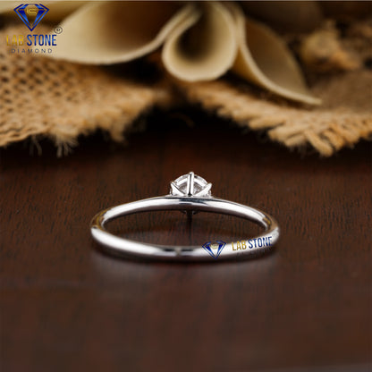 0.56 TDW Round Cut Women’s Solitaire Diamond Ring