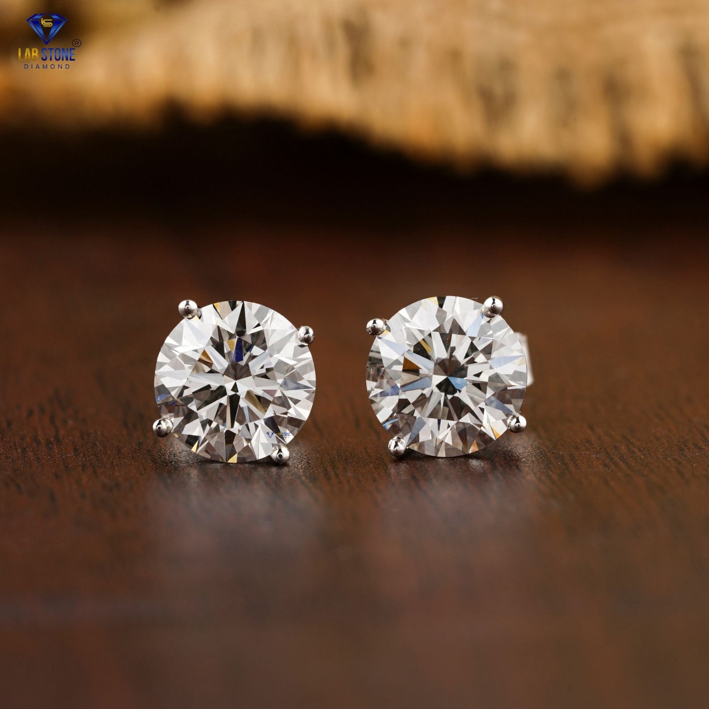 0.97 TDW Round Cut Diamond Solitaire Stud Earring