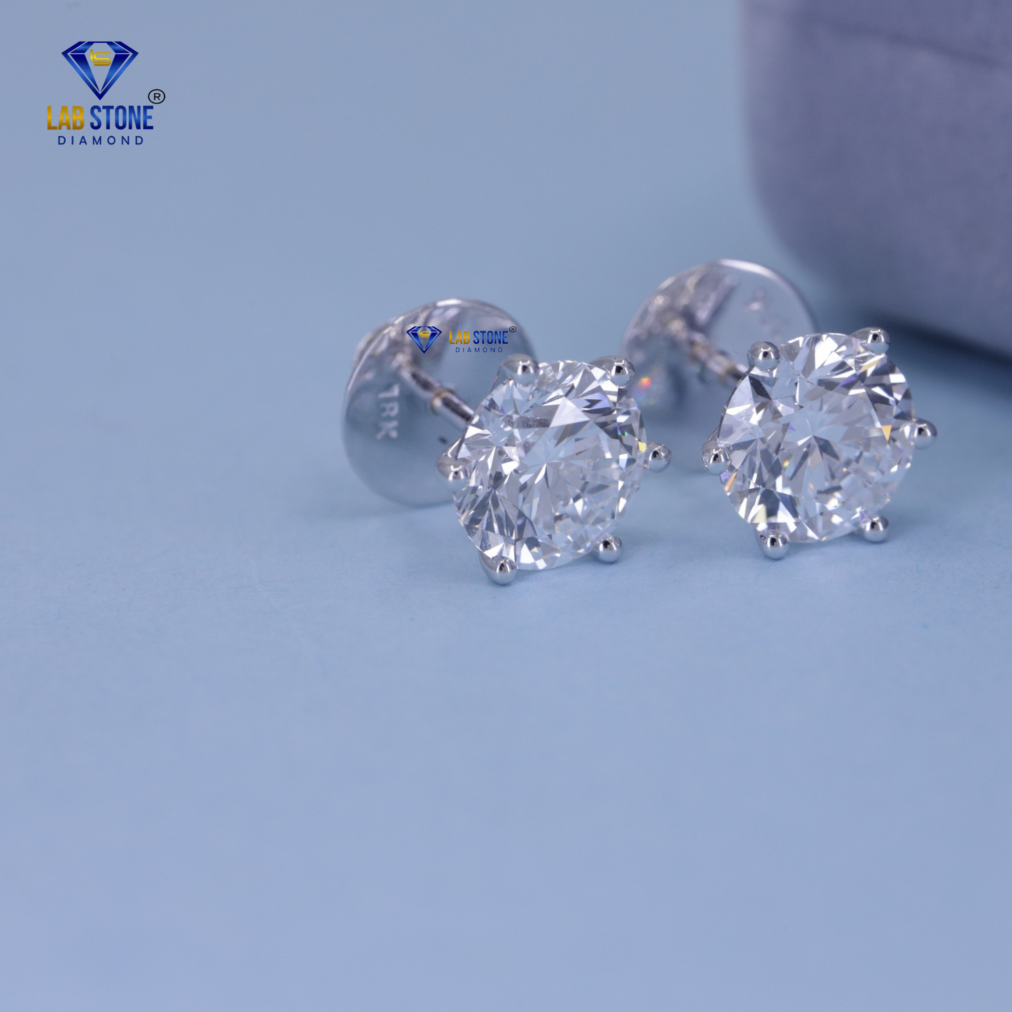 1.60 TDW Round Cut Diamond Stud Earrings