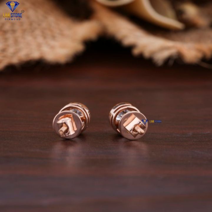 1.08 TDW Round Cut Diamond Solitaire Stud Earring