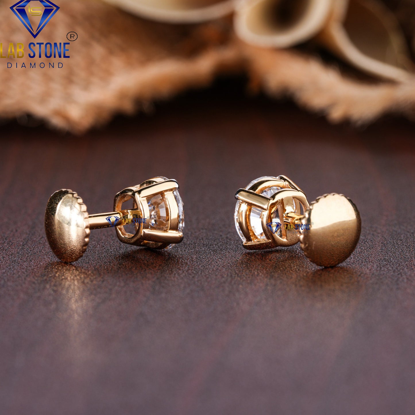 4.91 TDW Round Cut Diamond Solitaire Stud