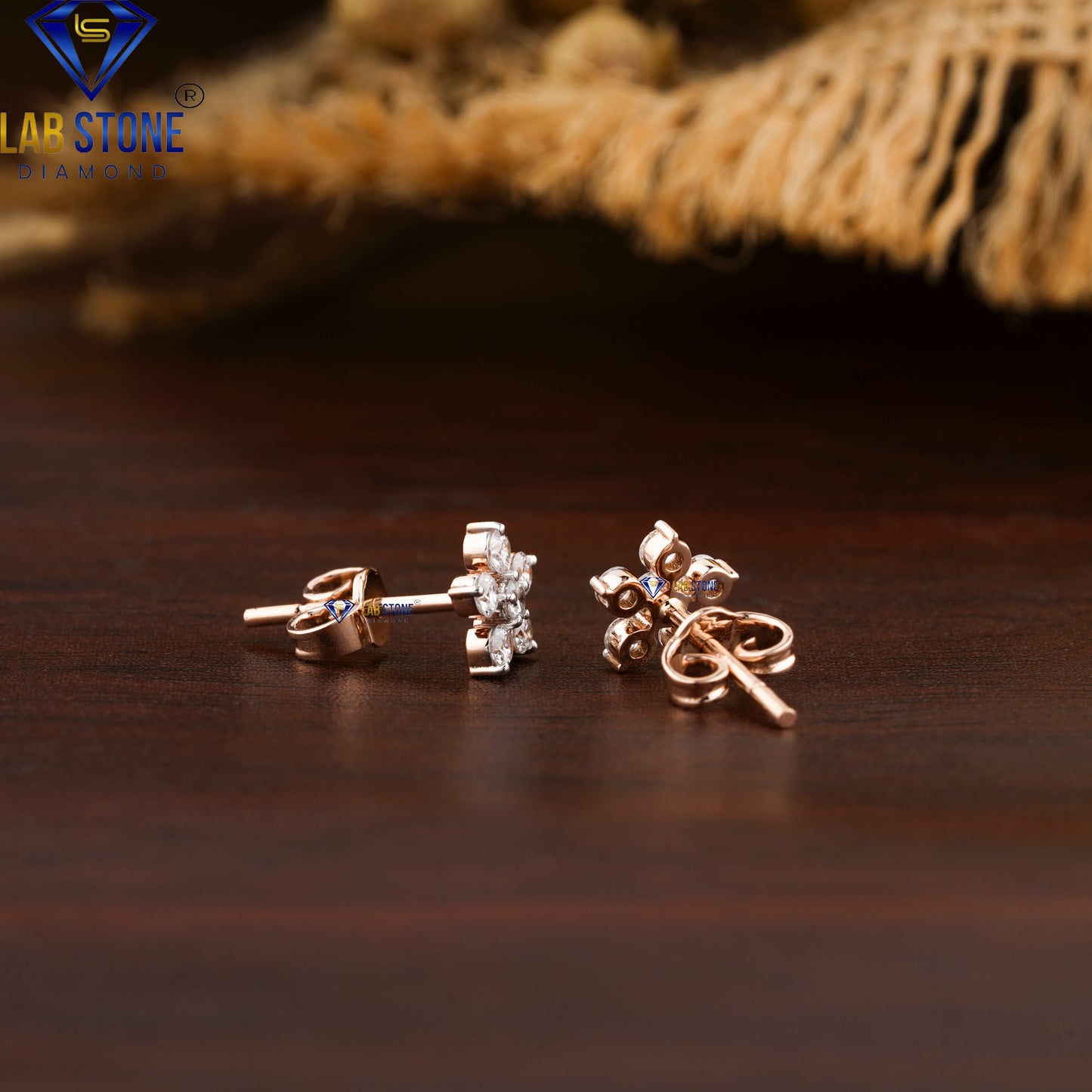 0.18 TDW Round Cut Diamond Stud Earrings