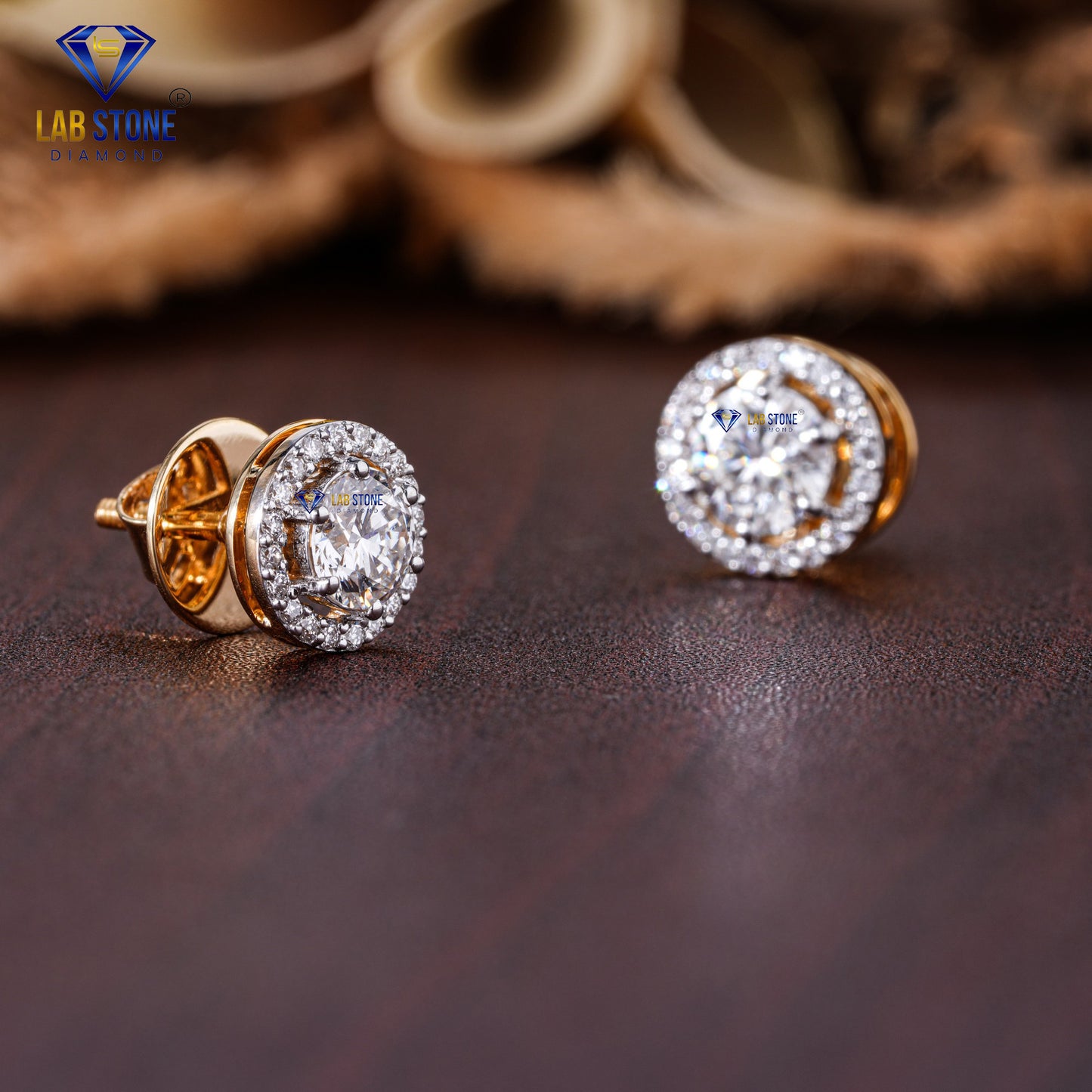 1.43 TDW Round Cut Diamond Stud Earring