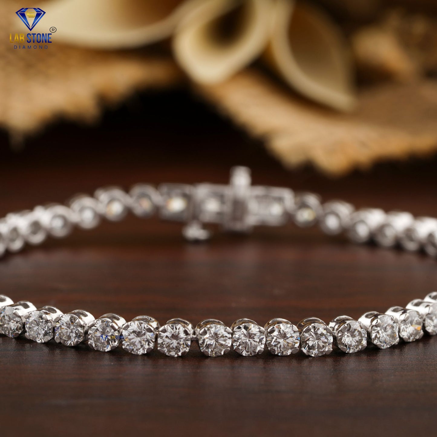 5.58 TDW Round Cut Diamond Tennis Bracelet