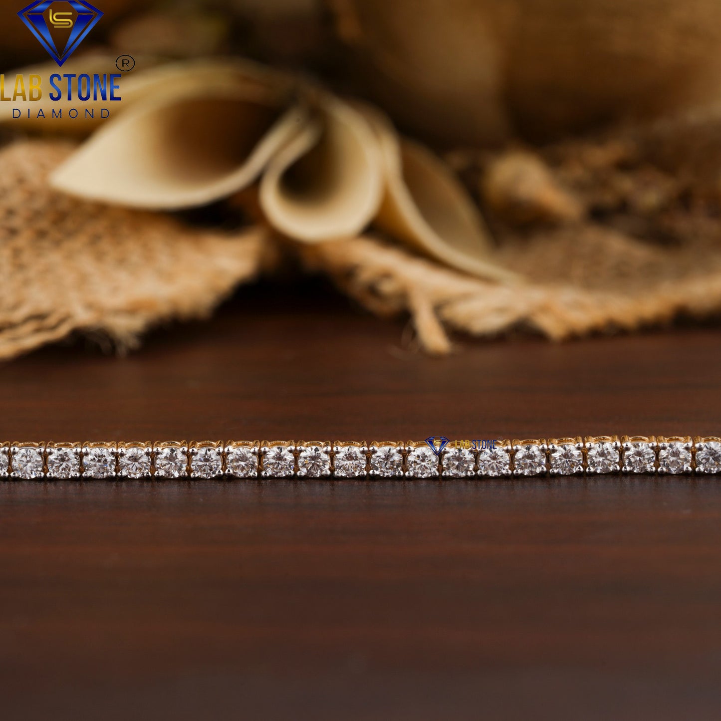 4.00 TDW Round Cut Diamond Tennis Bracelet