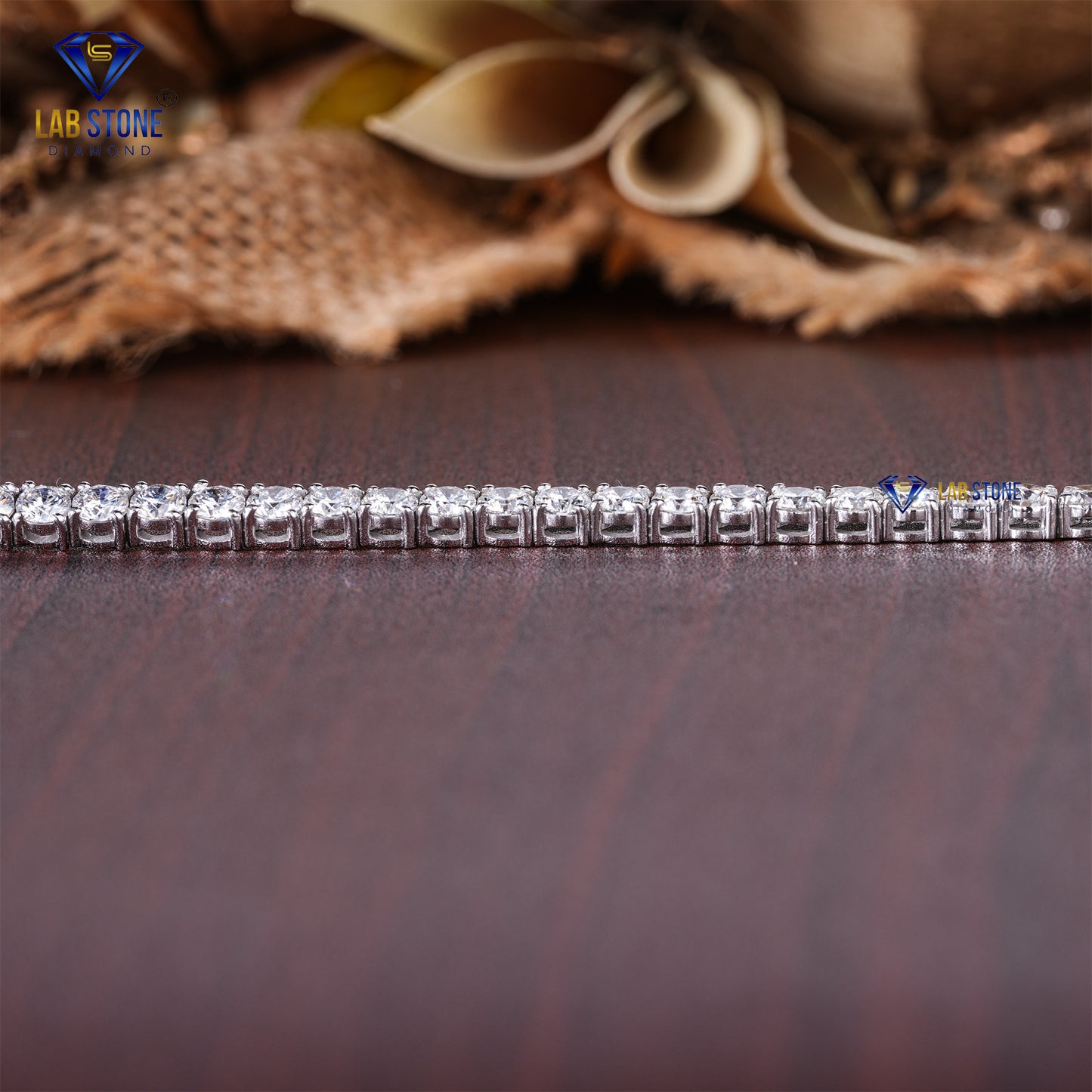 9.00 TDW Round Cut Diamond Women’s Tennis Necklace