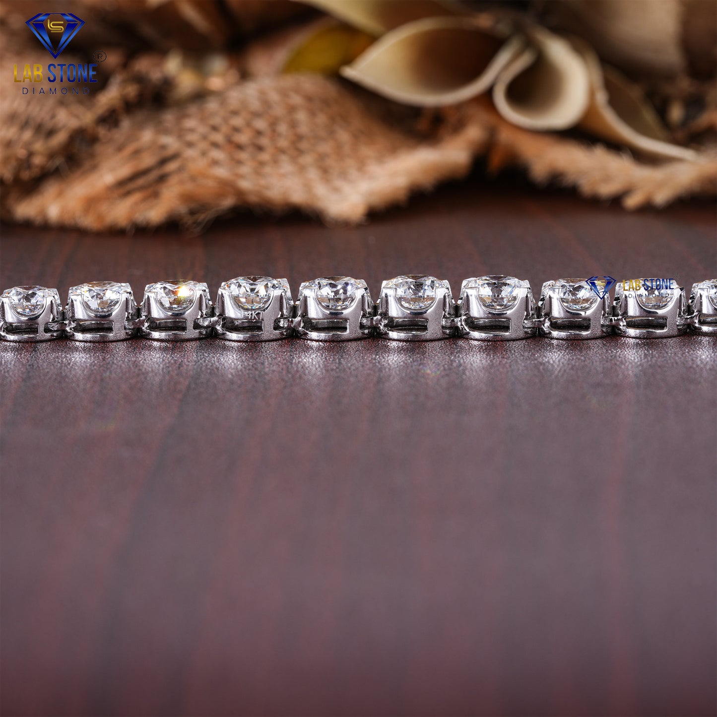 15.66 TDW Round Cut Diamond Women’s Tennis Necklace