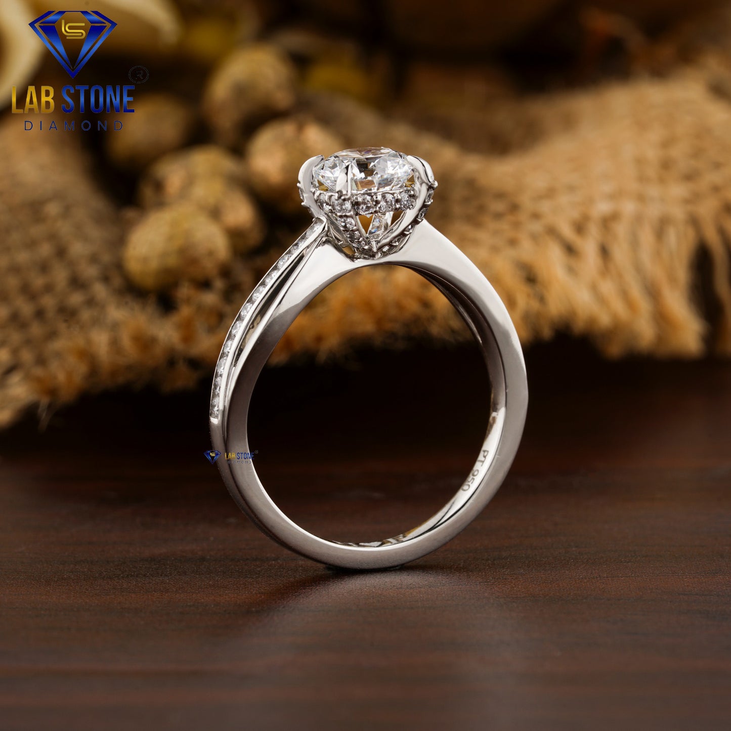 1.25 TDW Round Cut Women’s Engagement Diamond Ring