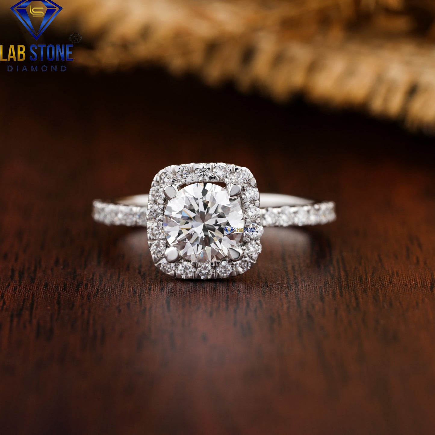 1.43 TDW Round Cut Diamond Halo Ring