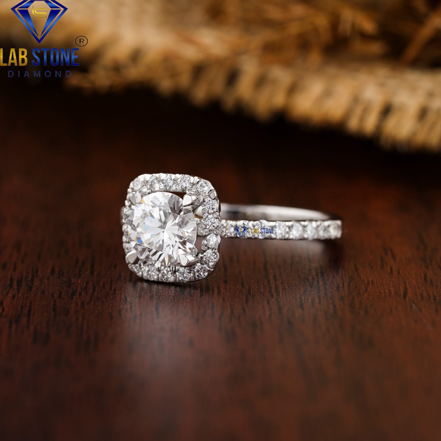1.43 TDW Round Cut Diamond Halo Ring