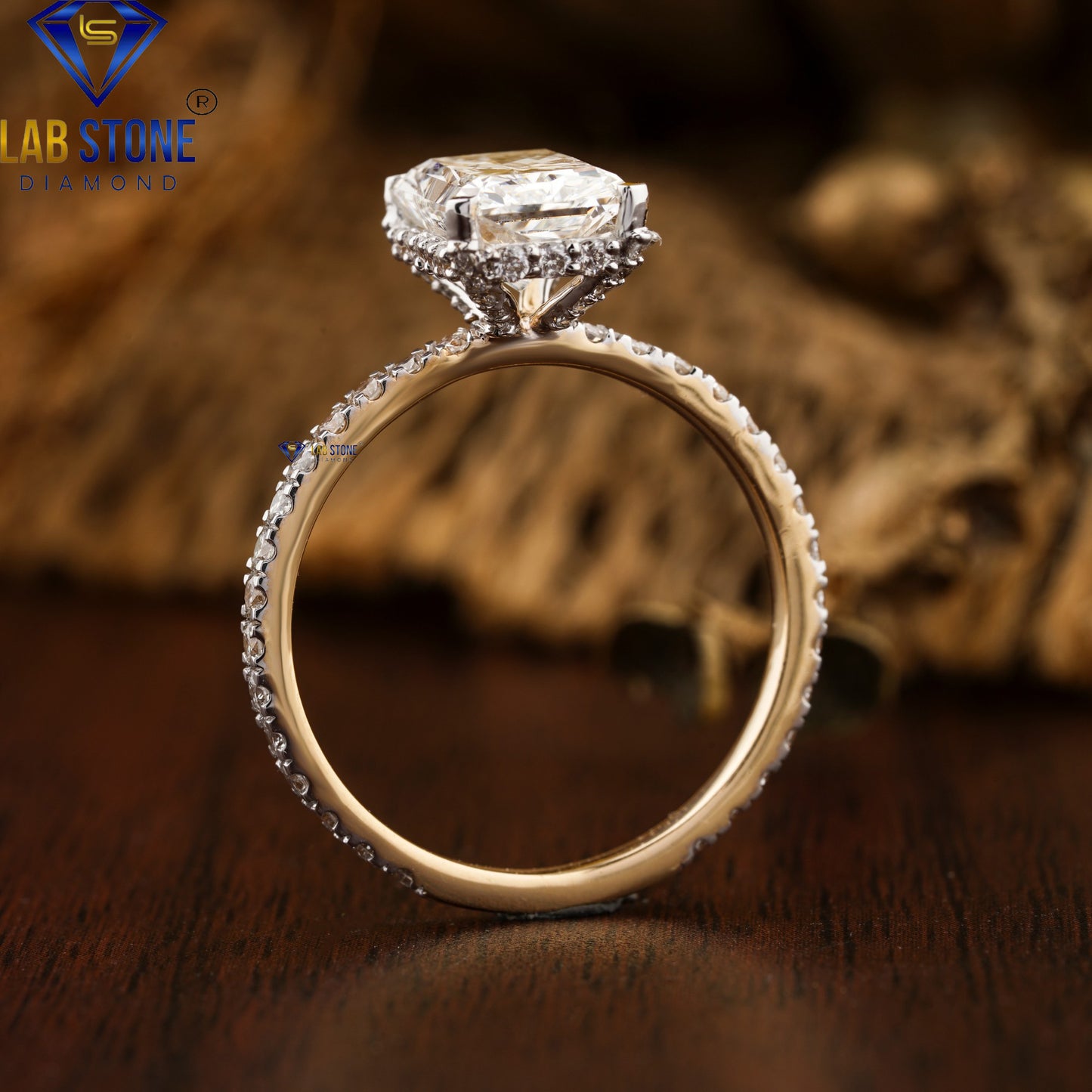 2.62 TDW Radiant & Round Cut Women’s Diamond Ring with Band