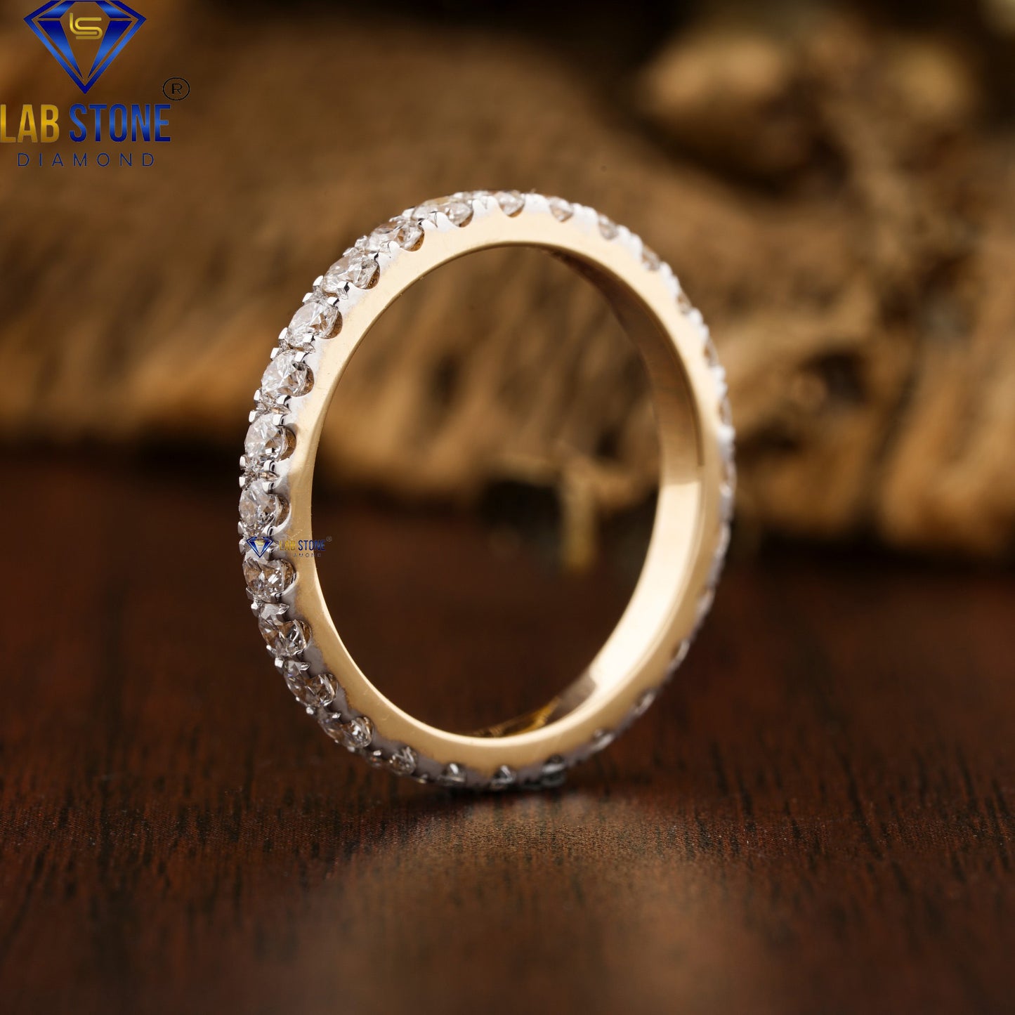 2.62 TDW Radiant & Round Cut Women’s Diamond Ring with Band