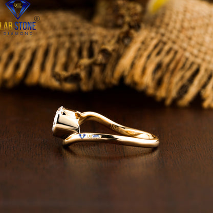 1.00 TDW Pear Cut Women’s Solitaire Diamond Ring