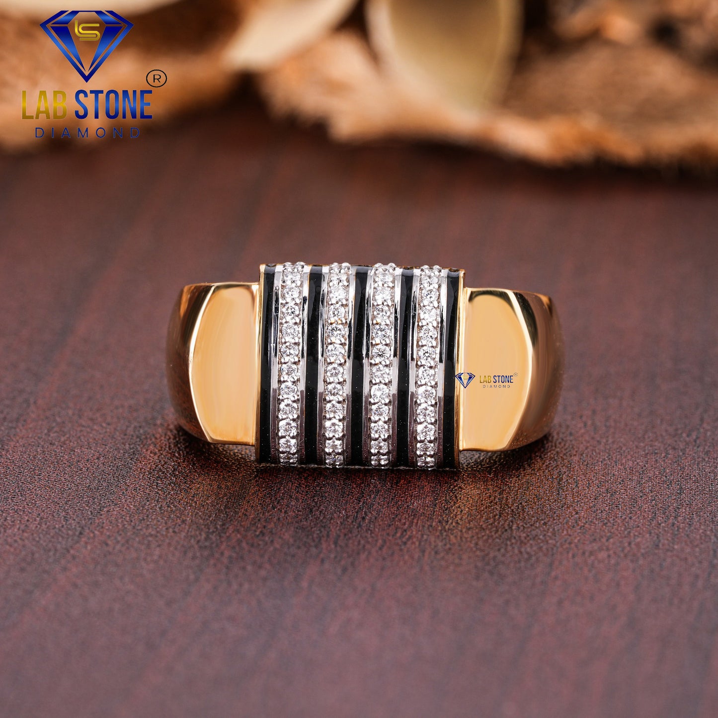 0.26 TDW Round Cut Men’s Engagement Diamond Ring