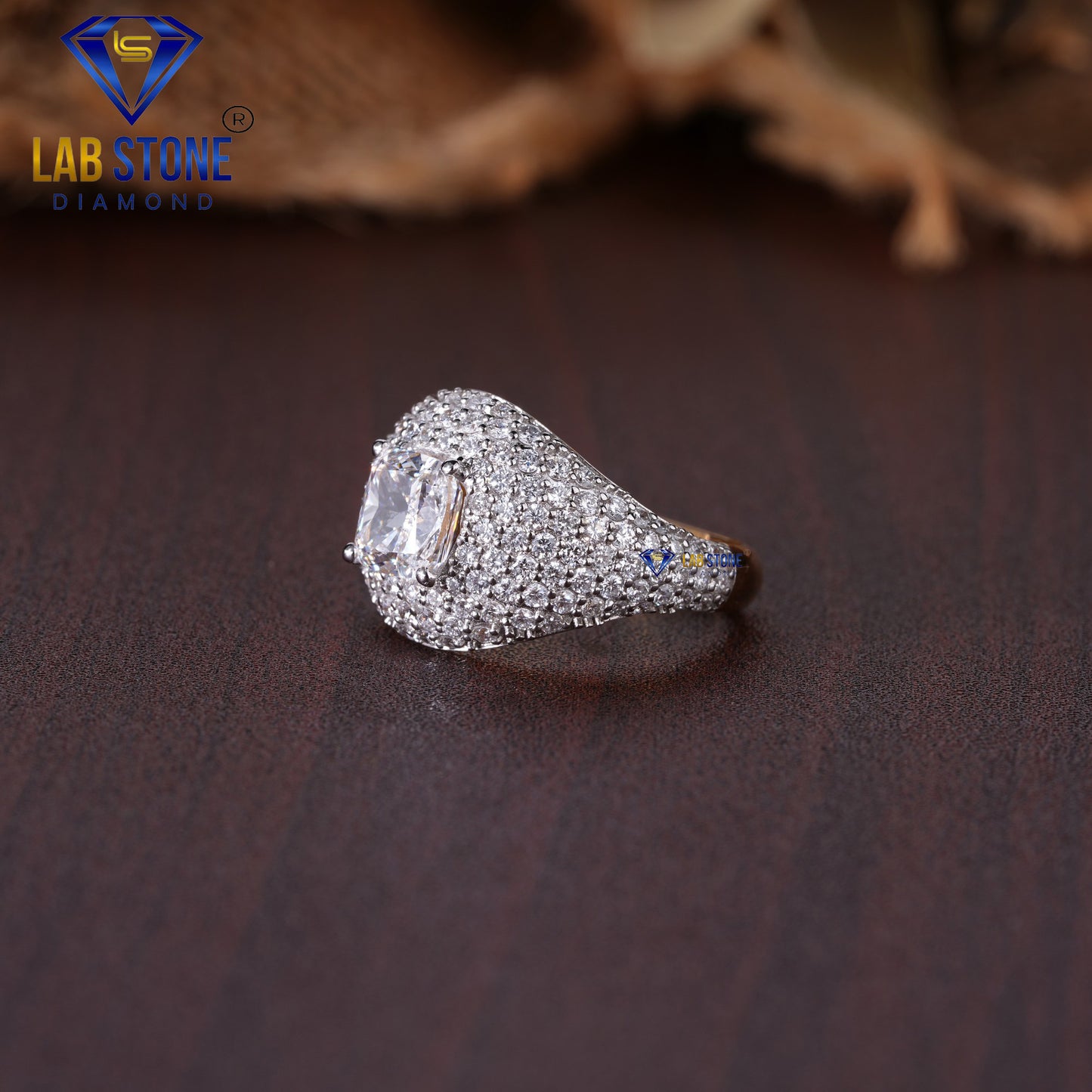 5.22 TDW Cushion & Round Cut Women’s Engagement Diamond Ring