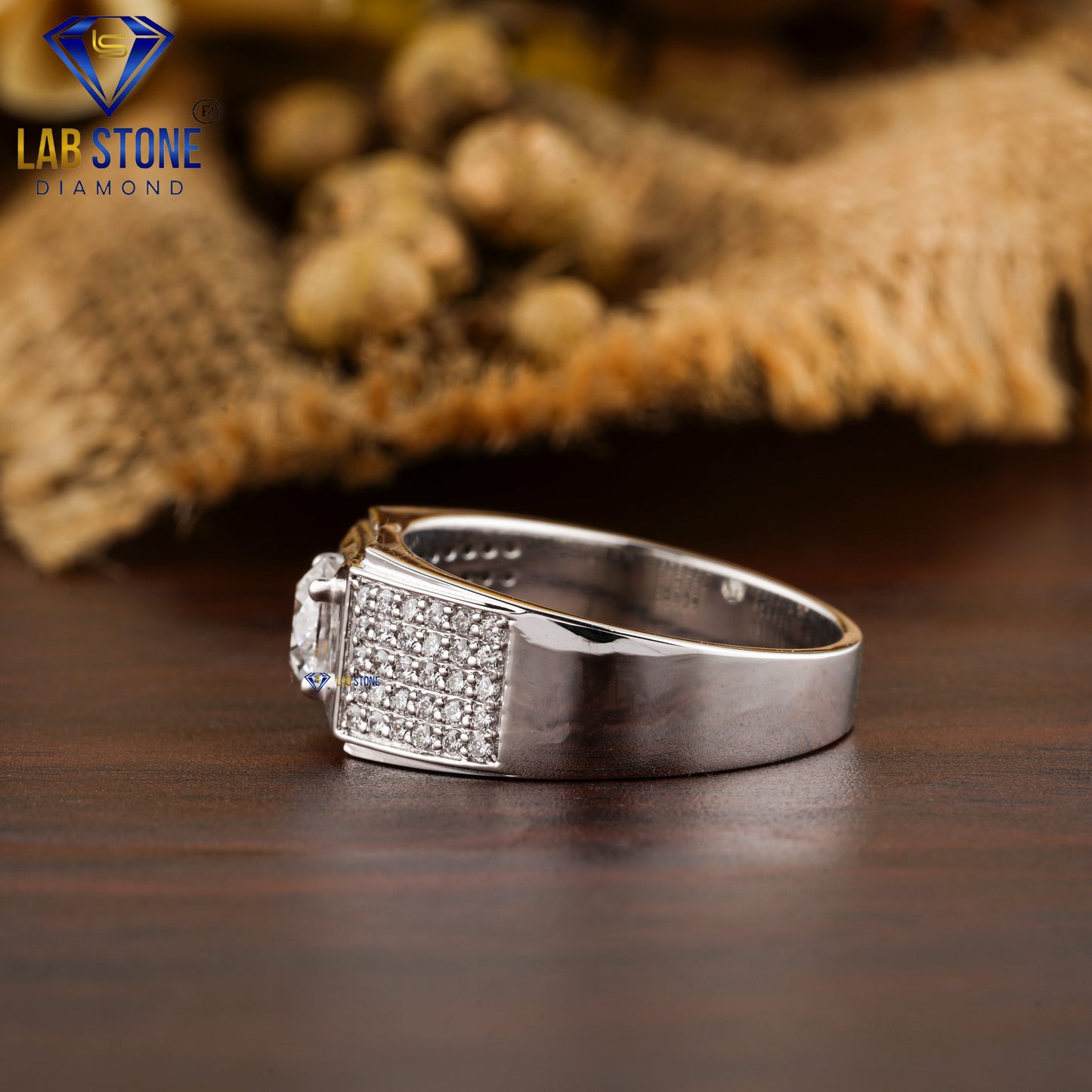 1.37 TDW Round Cut Men’s Engagement Diamond Ring