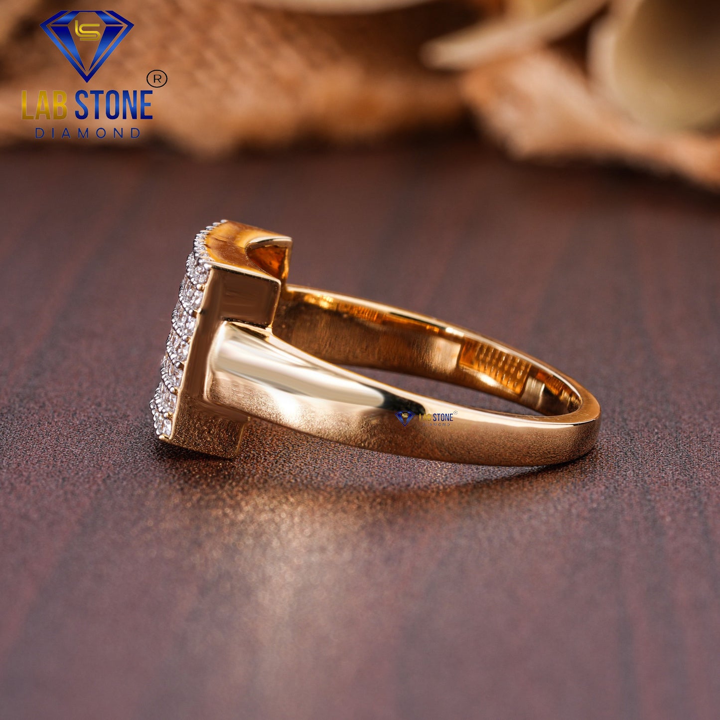 0.65 TDW Round Cut Diamond Men's Engagement Ring