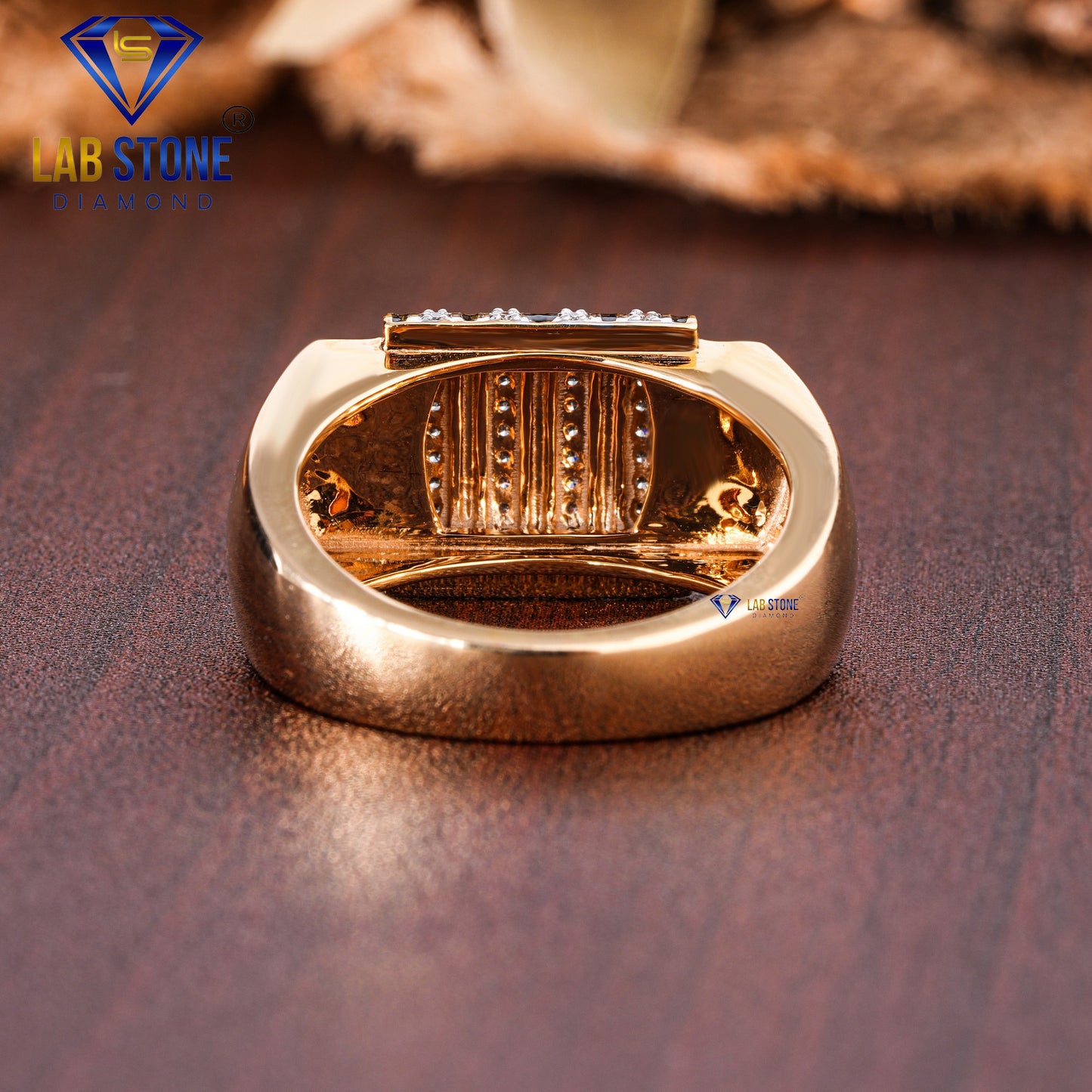 0.26 TDW Round Cut Men’s Engagement Diamond Ring