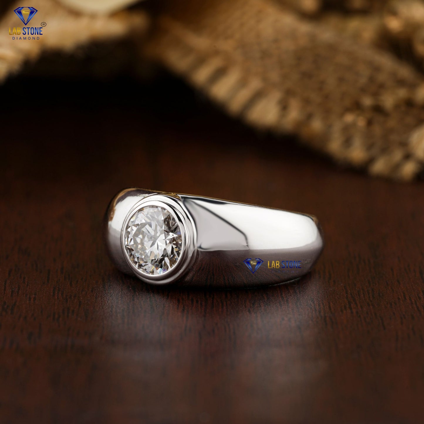 1.47 TDW Round Cut Men’s Diamond Solitaire Ring