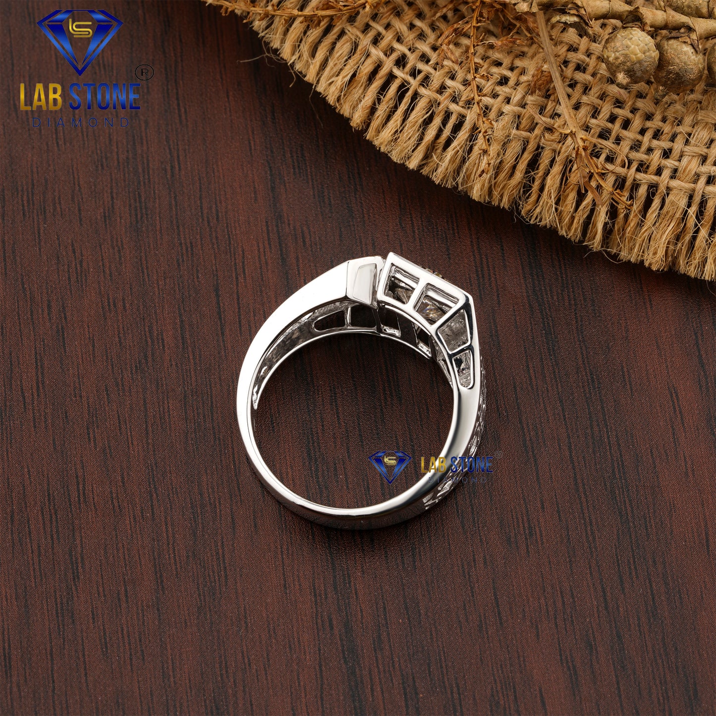 2.00 TDW Round Cut Men’s Diamond Solitaire Ring