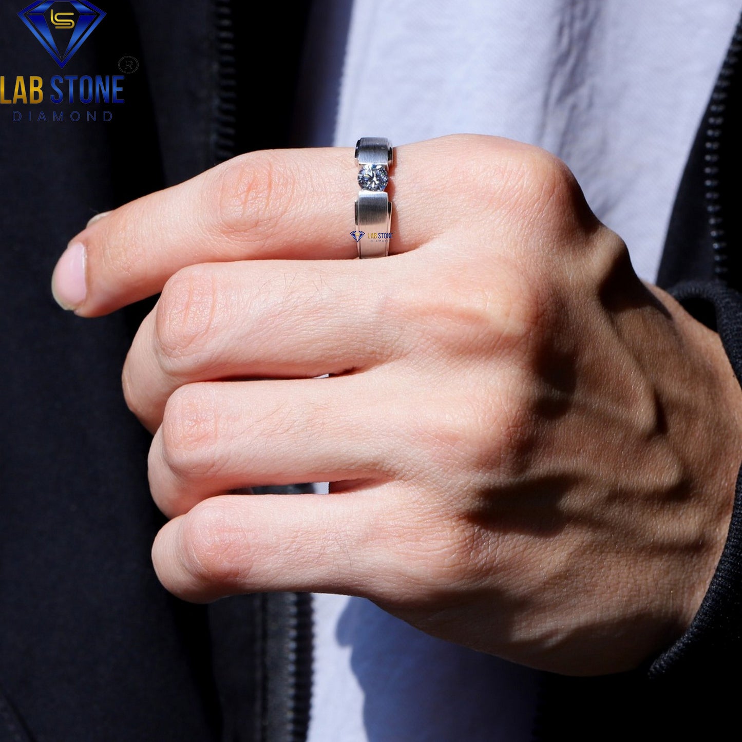 1.00 TDW Round Cut Diamond Men’s Solitaire Ring