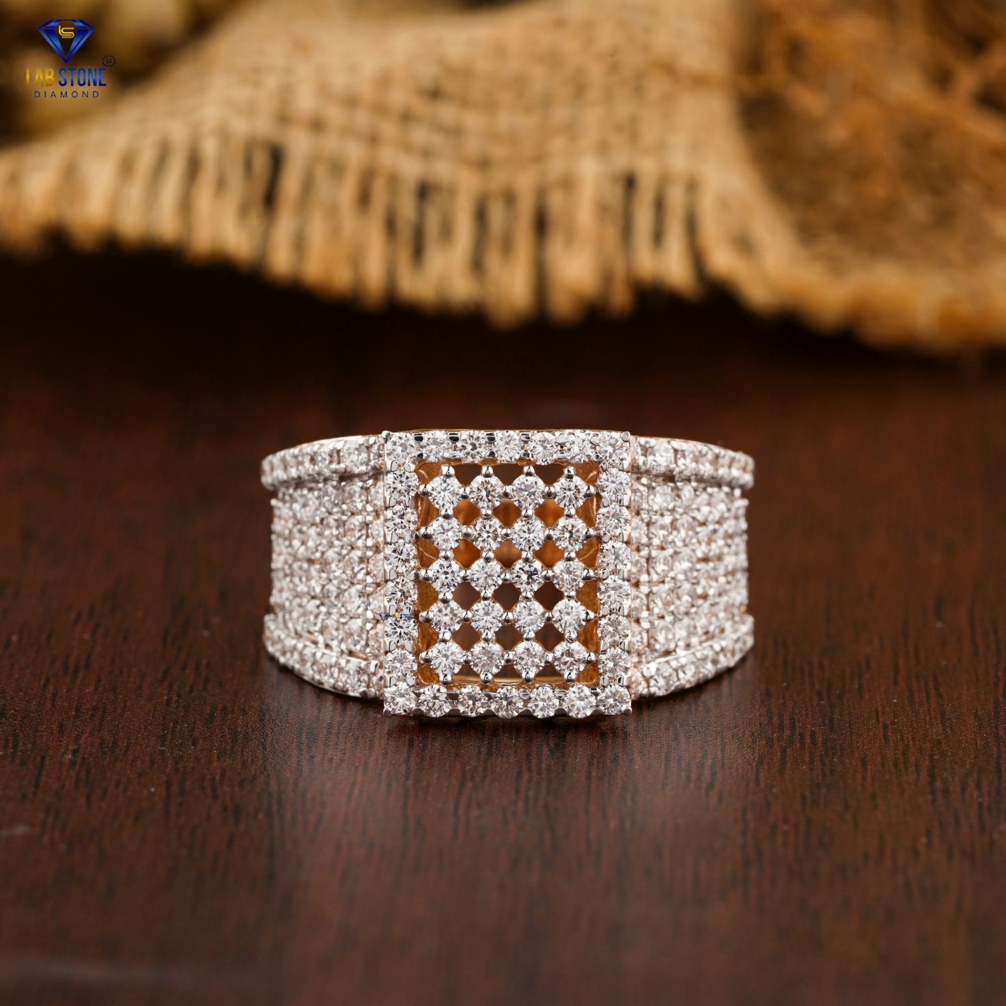 2.02 TDW Round Cut Diamond Men’s Engagement Ring