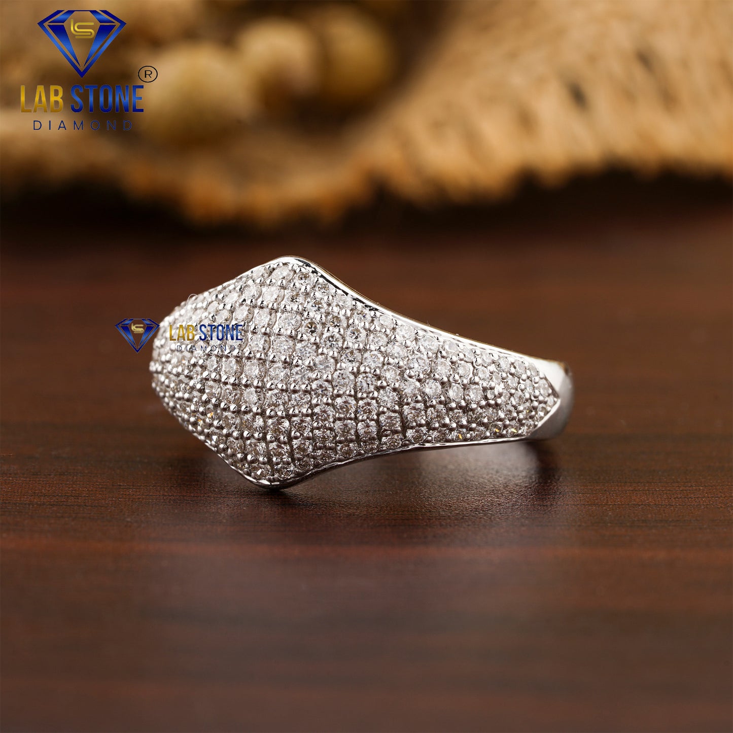 0.66 TDW Round Cut Men’s Engagement Diamond Ring