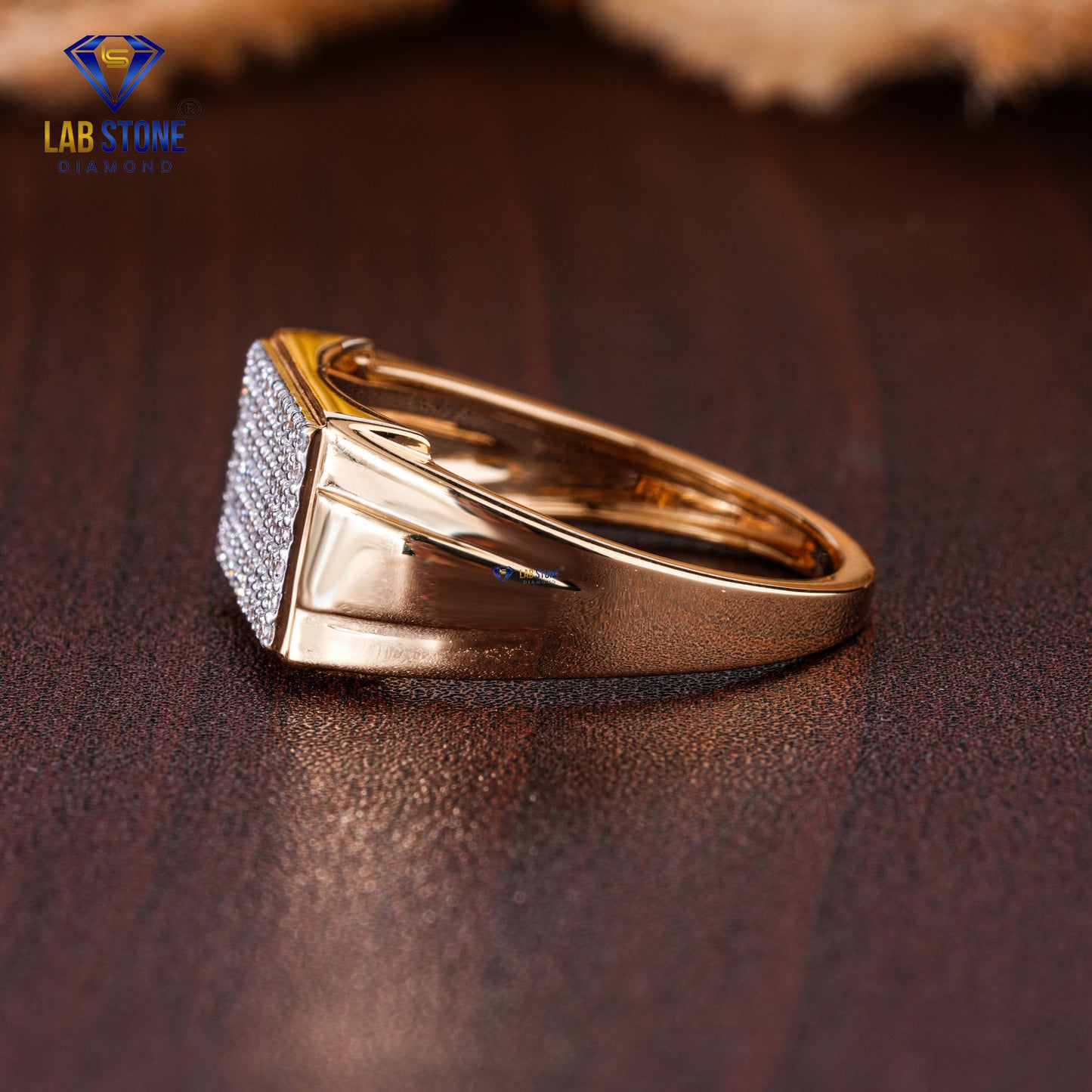 0.29 TDW Round Cut Diamond Men's Engagement Ring