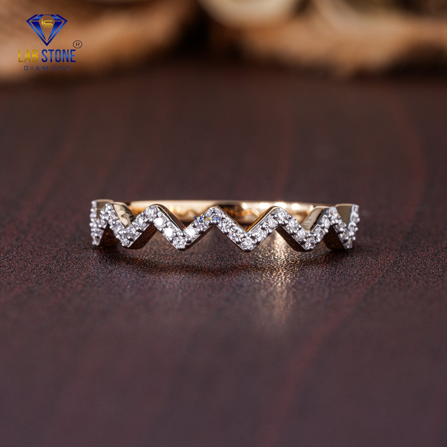 0.18 TDW Round Cut Diamond Women's Band
