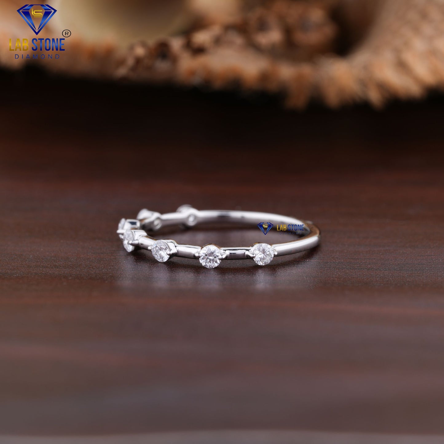 0.24 TDW Round Cut Women's Diamond Band Ring