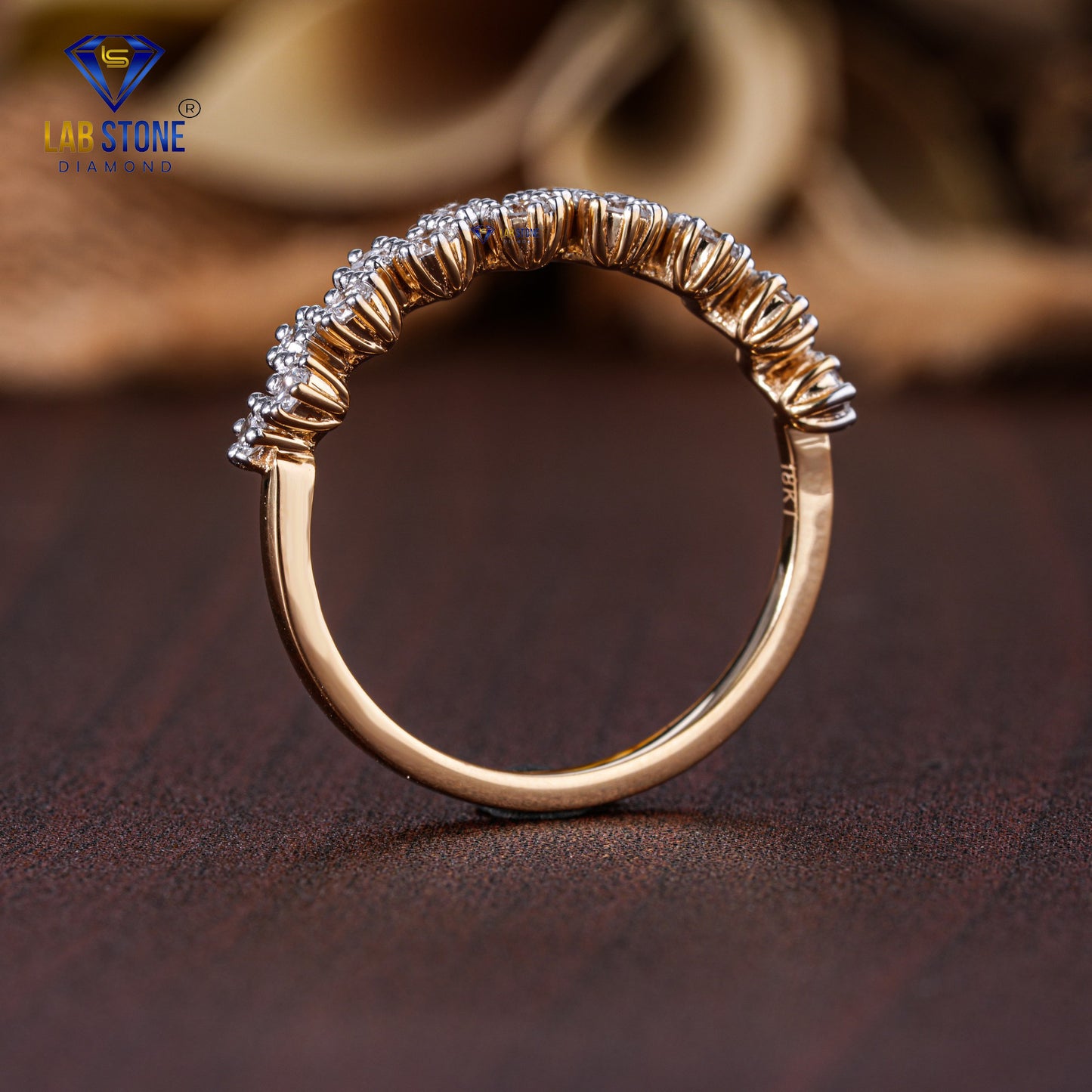 0.40 TDW Round Cut Diamond Women's Band