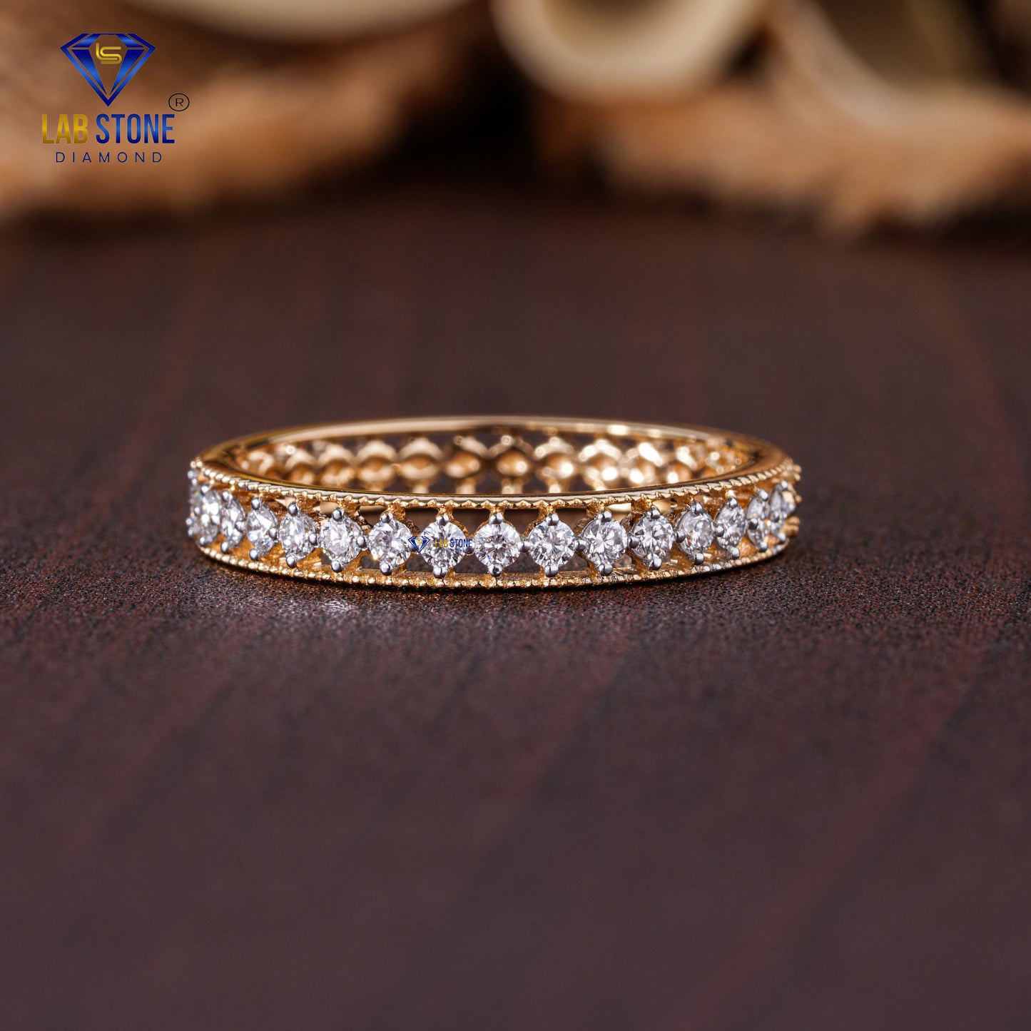 0.23 TDW Round Cut Diamond Women's Band