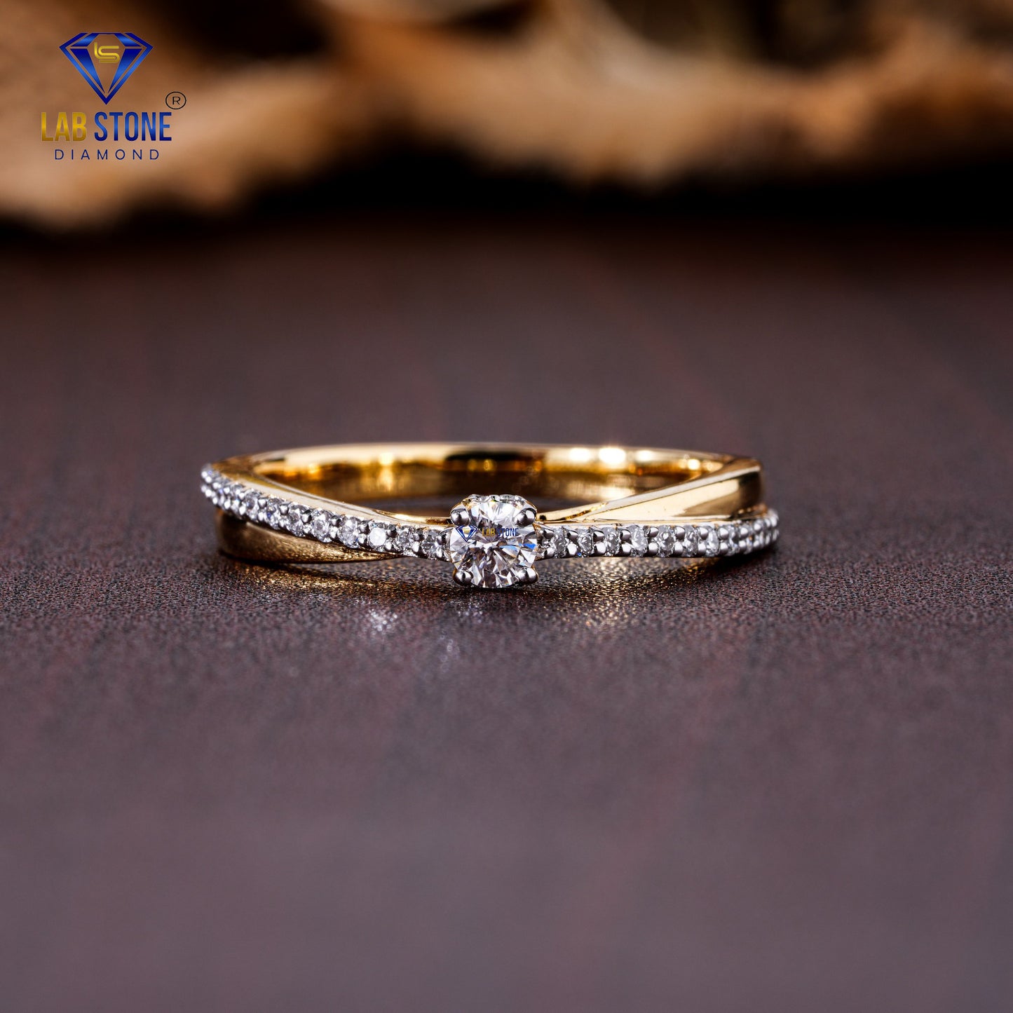 0.29 TDW Round Cut Diamond Engagement Ring