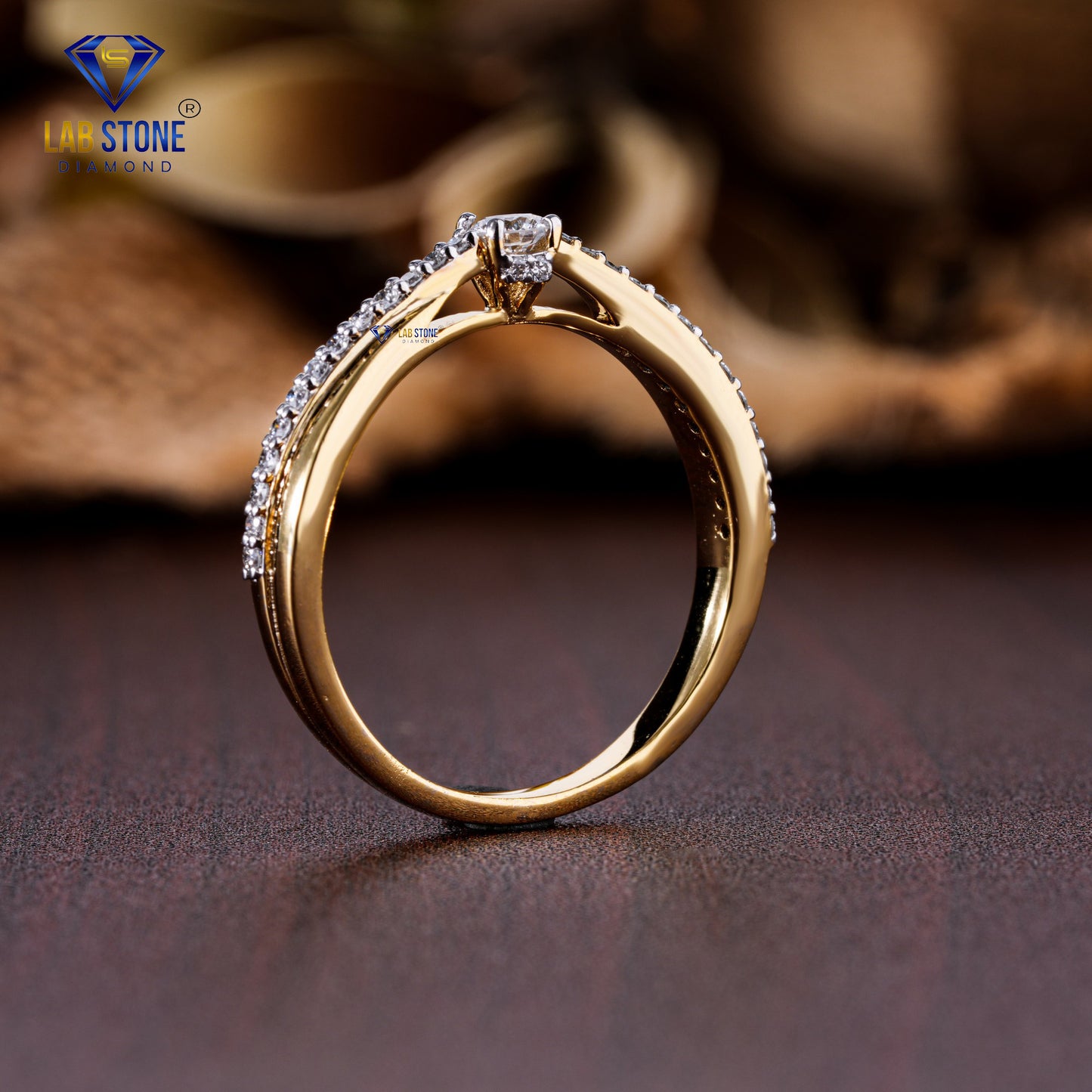 0.29 TDW Round Cut Diamond Engagement Ring
