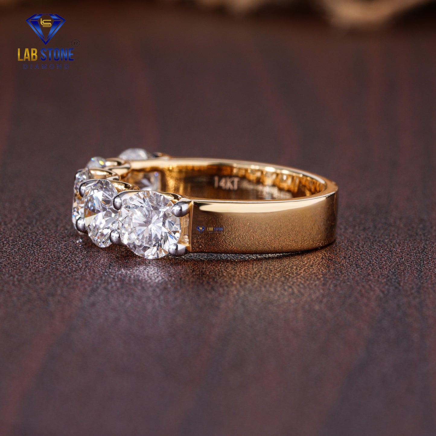 2.00 TDW Round Diamond Women's Band
