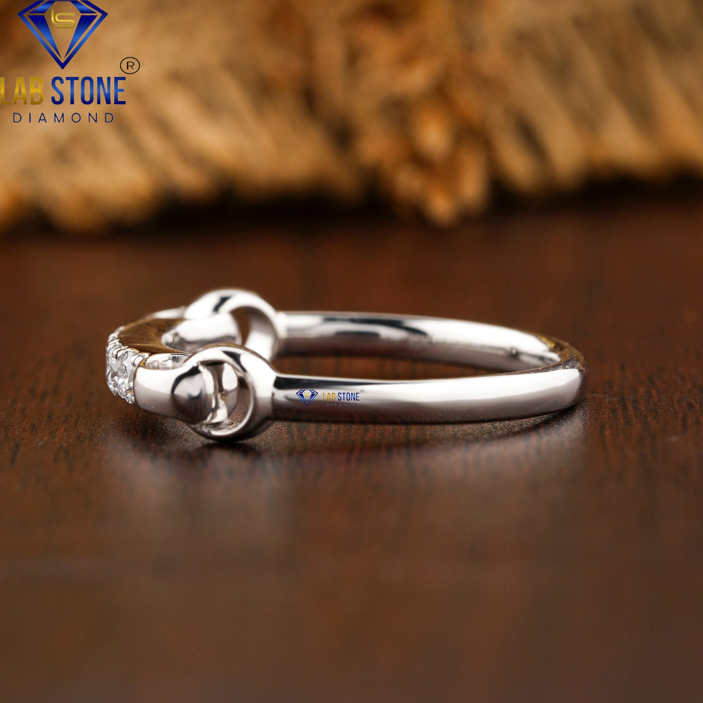 0.22 TDW Round Cut Diamond Women’s Band