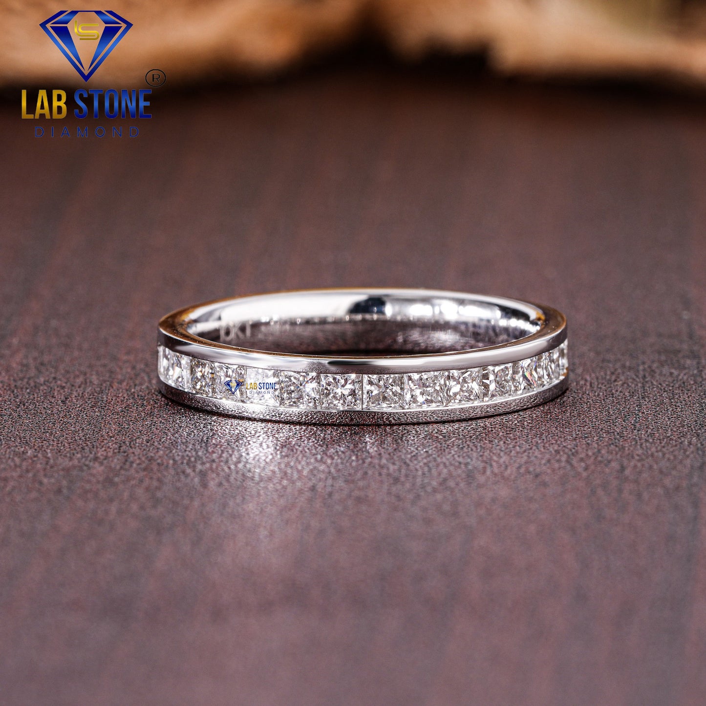 0.75 TDW Princess Cut Diamond Women's Band