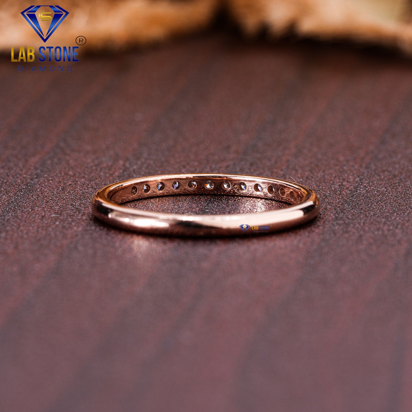 0.18 TDW Round Cut Women’s Diamond Engagement Ring