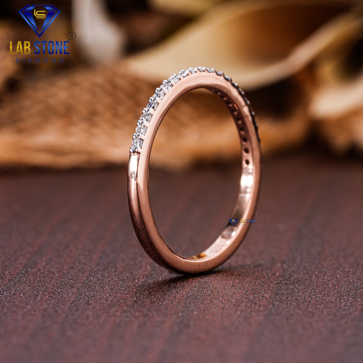 0.168 TDW Round Cut Diamond Women's Band